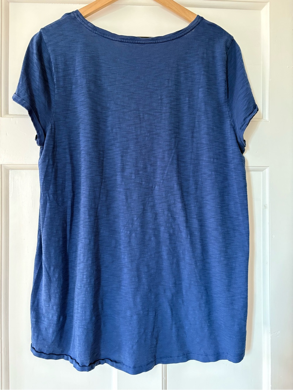 Lilly Pulitzer Blue Short Sleeve T-Shirt Women's Pima Cotton Crew Neck X-Large - Picture 2 of 8